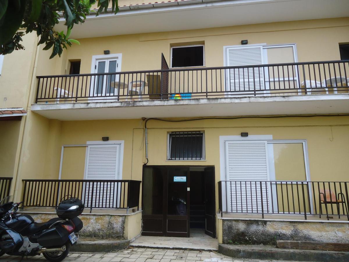 Appartement Acharavi à Akharavi Extérieur photo