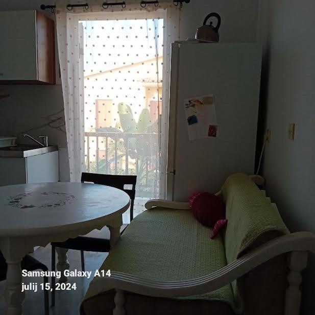Appartement Acharavi à Akharavi Extérieur photo