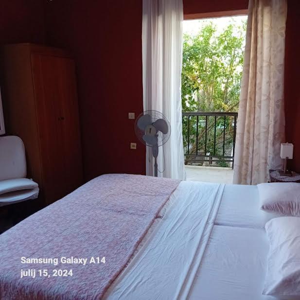Appartement Acharavi à Akharavi Extérieur photo